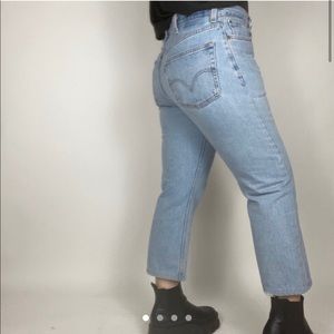 Levi’s Cropped Mom Jeans - 505 Regular Fit